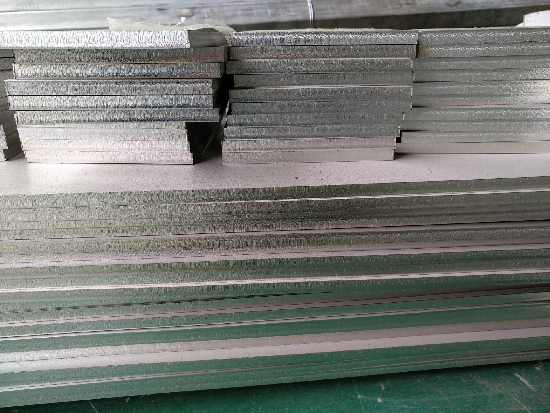 不锈钢厚板激光切割