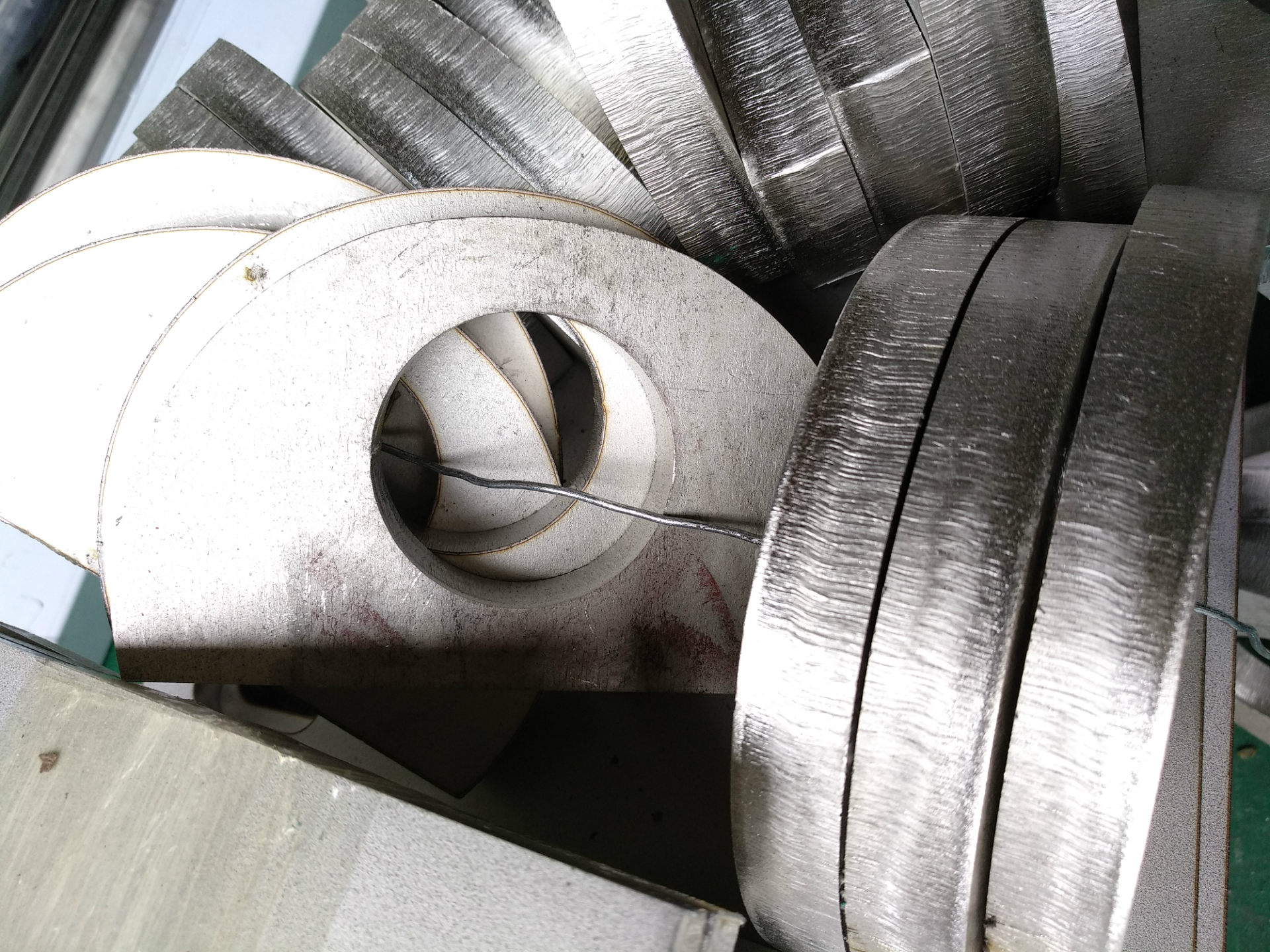 不锈钢厚板激光切割