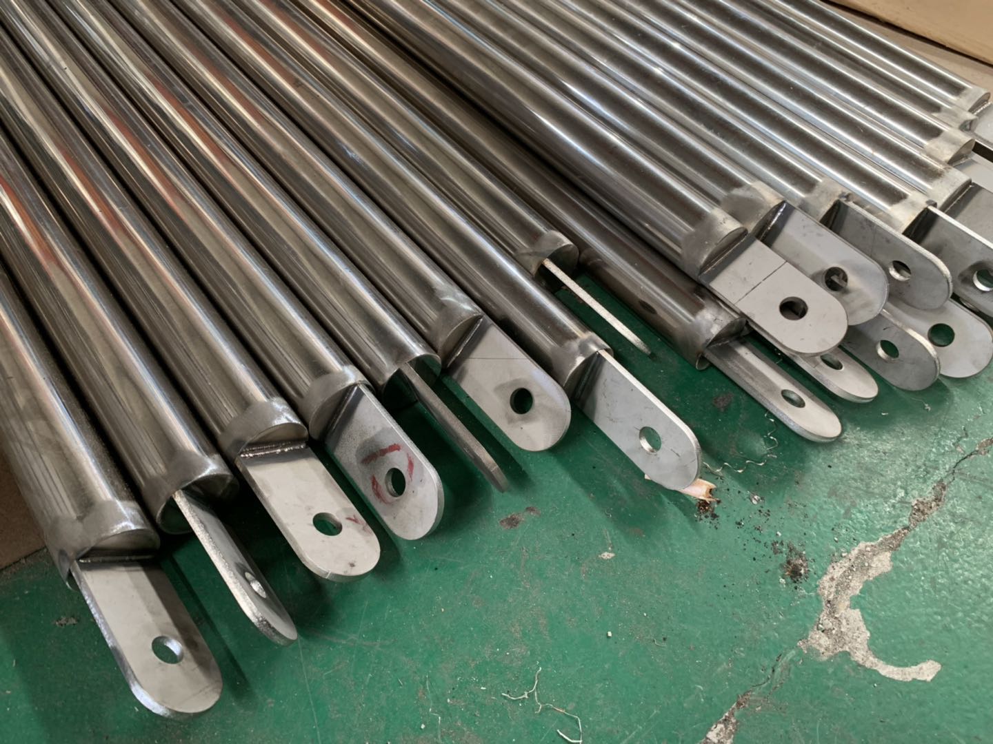 不锈钢圆管焊接制品